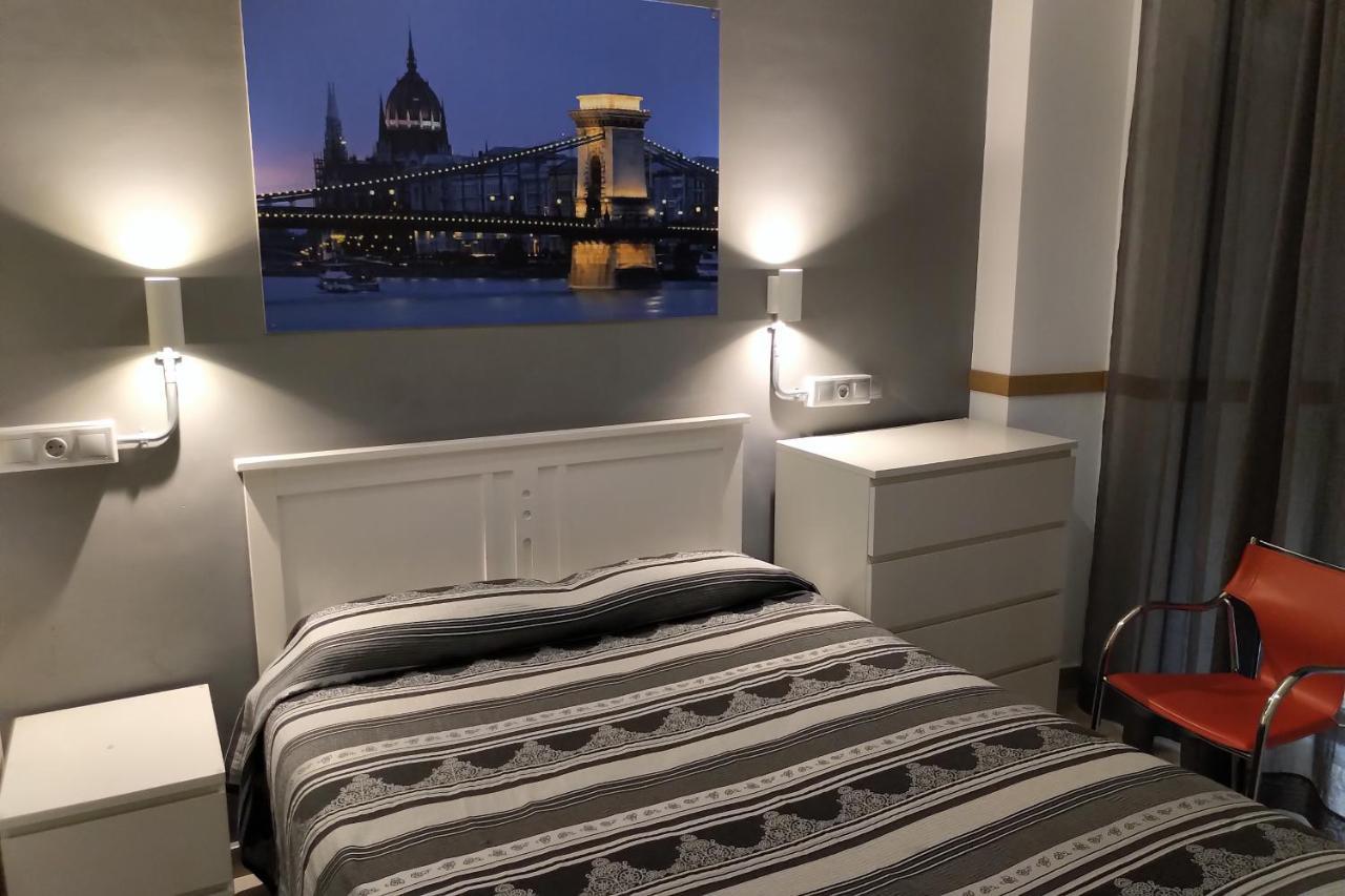 Apartamentos El Templo Suites เมรีดา ภายนอก รูปภาพ