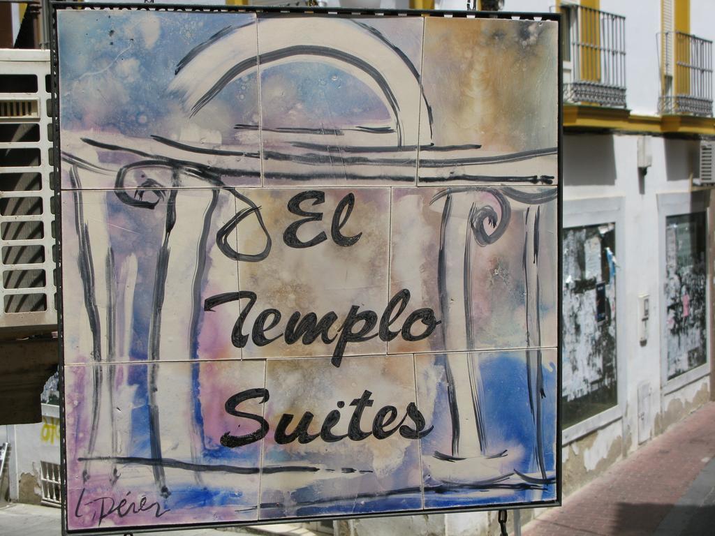 Apartamentos El Templo Suites เมรีดา ภายนอก รูปภาพ