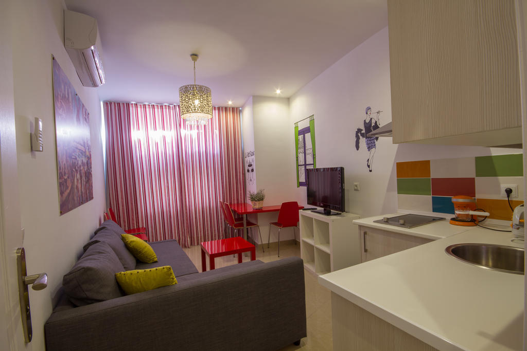 Apartamentos El Templo Suites เมรีดา ภายนอก รูปภาพ