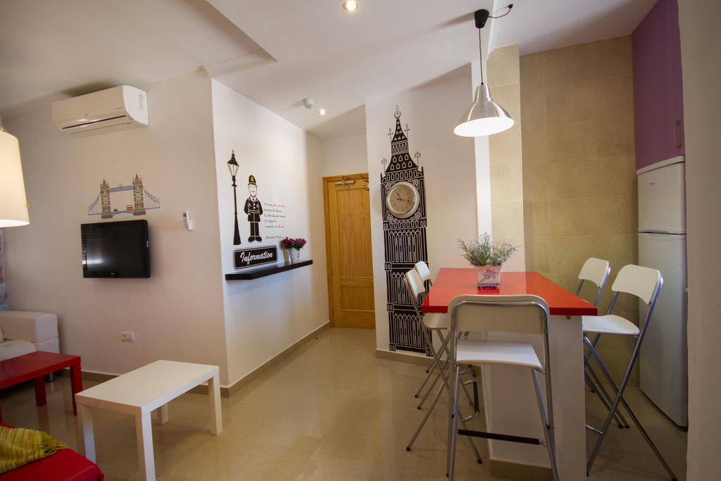 Apartamentos El Templo Suites เมรีดา ห้อง รูปภาพ